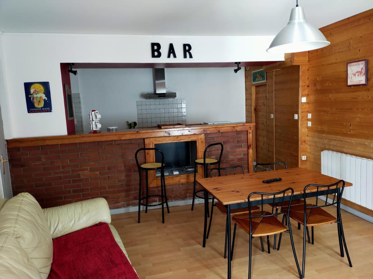 Agreable Appartement De 48 M² En Rdc La Bourboule Bagian luar foto