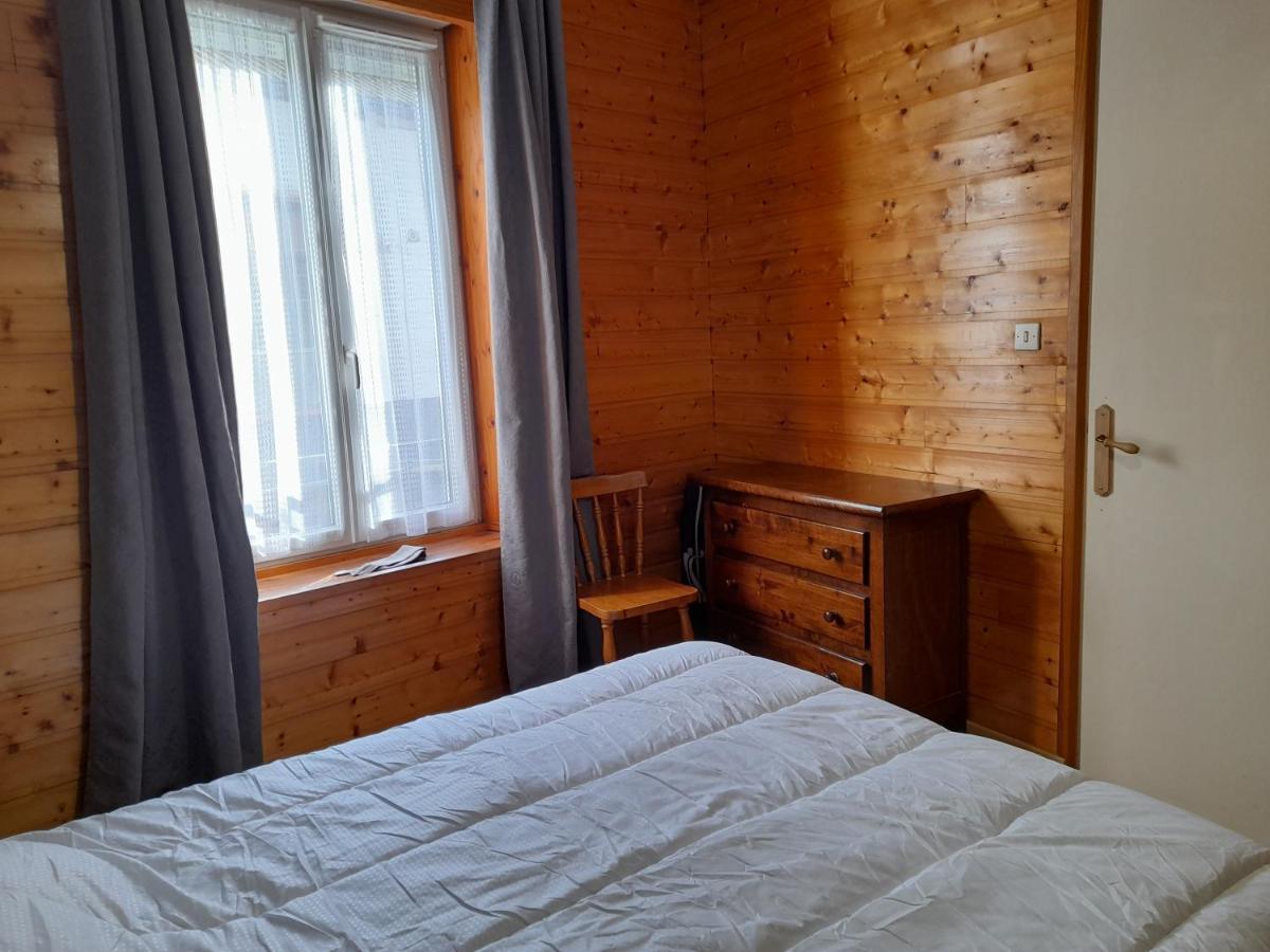 Agreable Appartement De 48 M² En Rdc La Bourboule Bagian luar foto