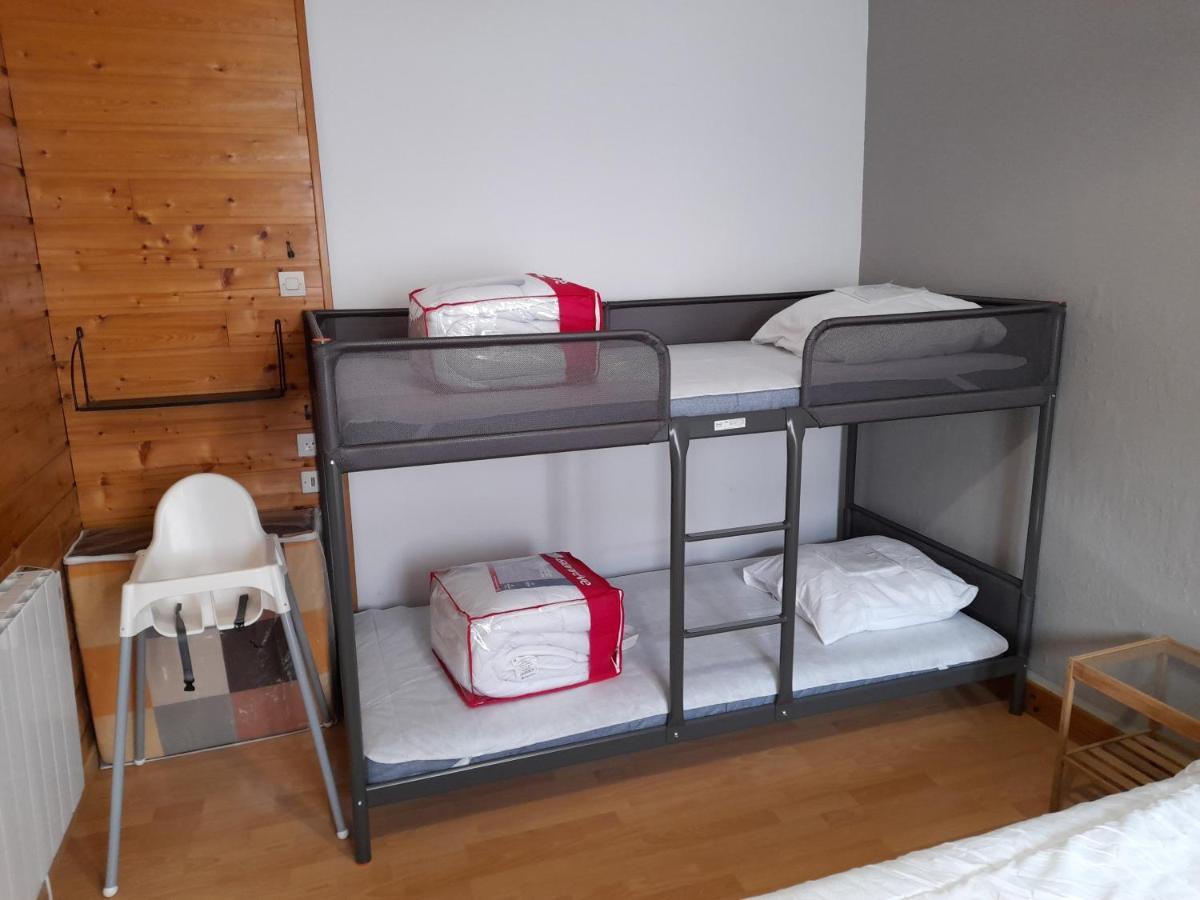 Agreable Appartement De 48 M² En Rdc La Bourboule Bagian luar foto